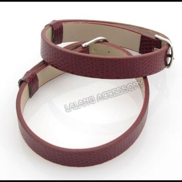 Jewelry - Leather bracelet (pair)